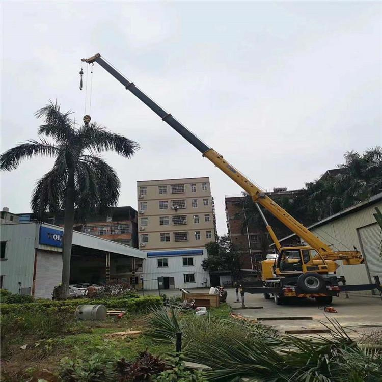 萧县12吨吊车出租一天的收费标准是什么