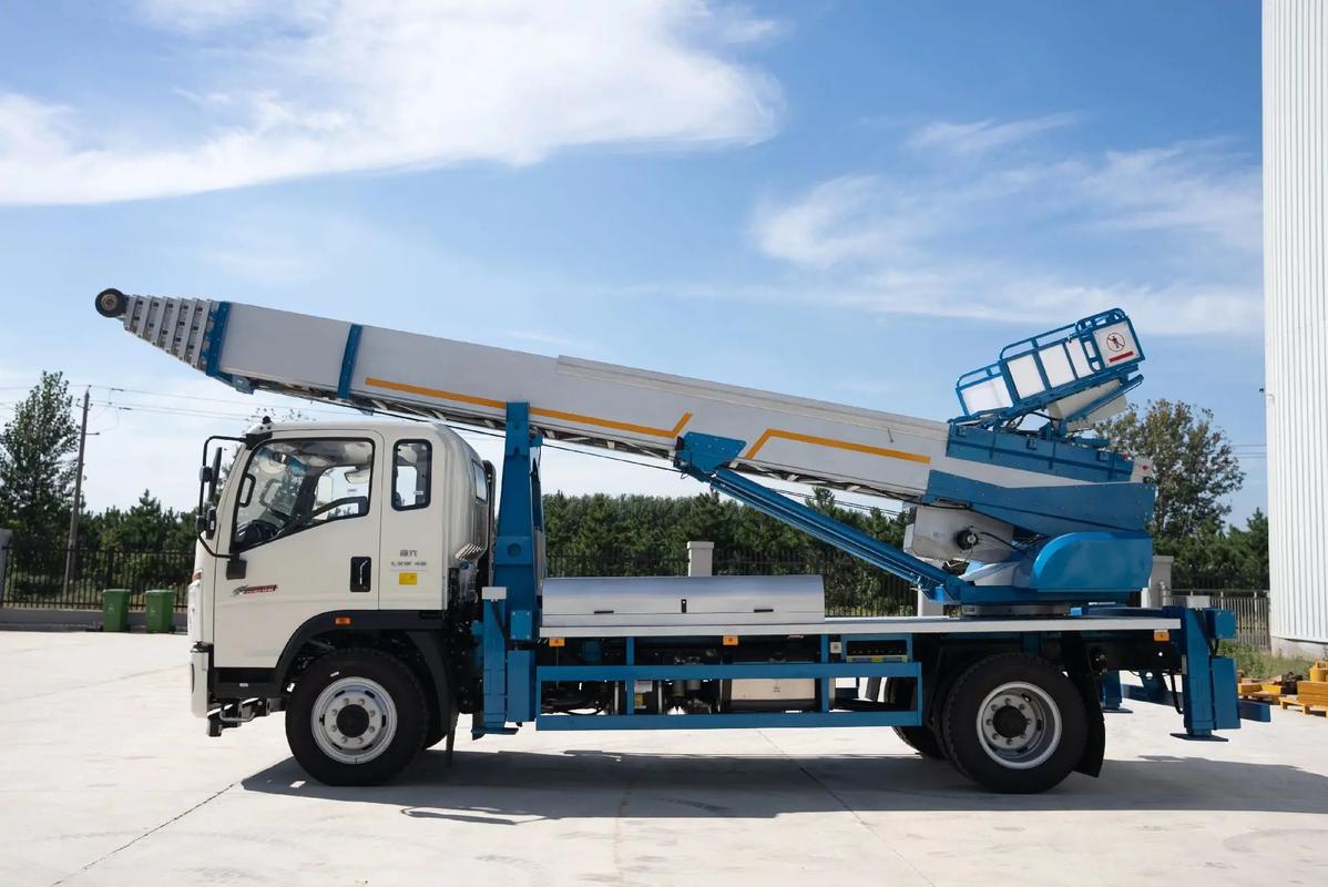 萧县云梯上料车租赁费用