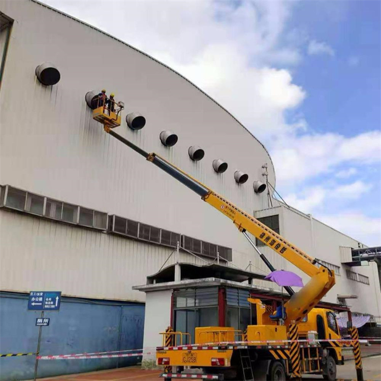 萧县高空作业车出租服务：专业广告牌安装解决方案